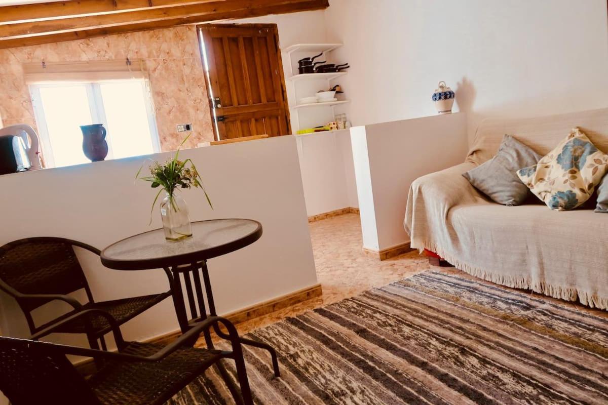 Cortijo Paraiso Apartment Charcon Higuera